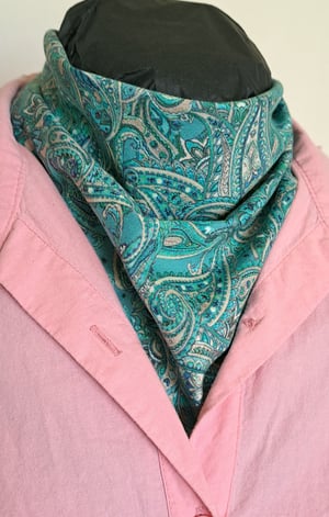 Image of Turquoise Paisley Haze in Ashleigh Design