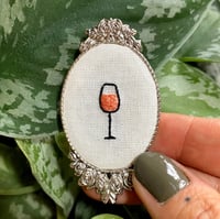 Image 2 of Broche rosé