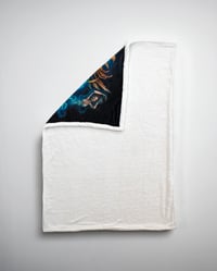 Image 2 of Spirit Guide Sherpa Blanket SMALL
