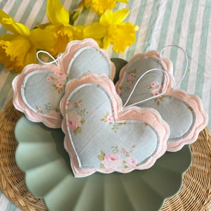 Image of Floral Scallop Heart Decoration