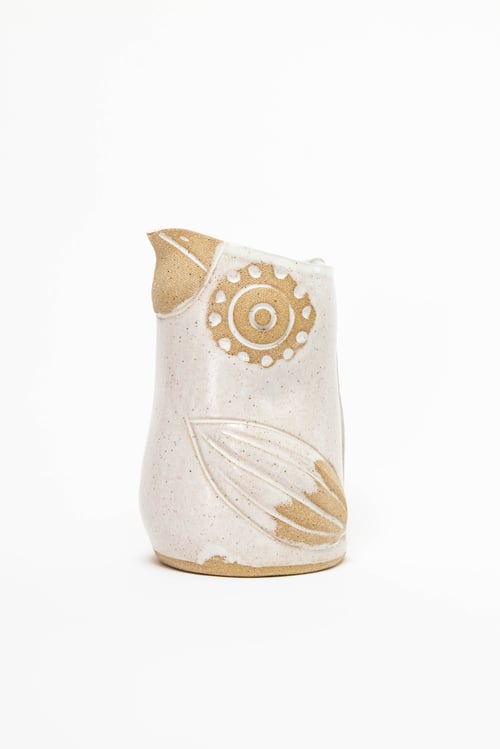 Image of Medium Matte White Dotted Handleless Owl Pitcher