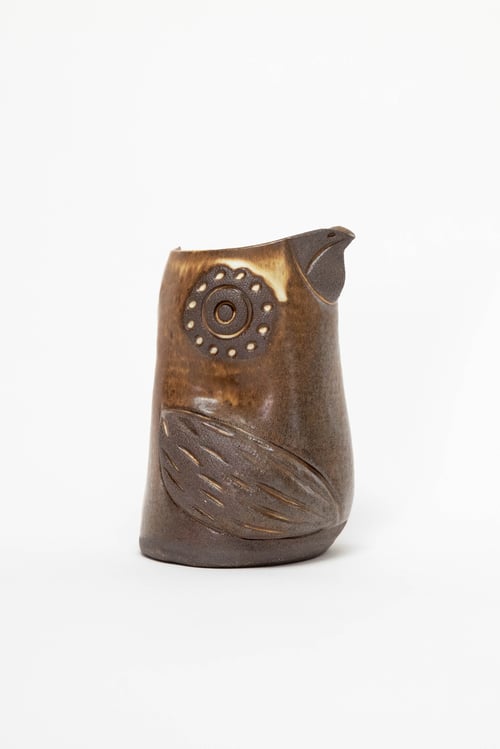 Image of Medium Matte Brown Large Feathered Handleless Pitcher
