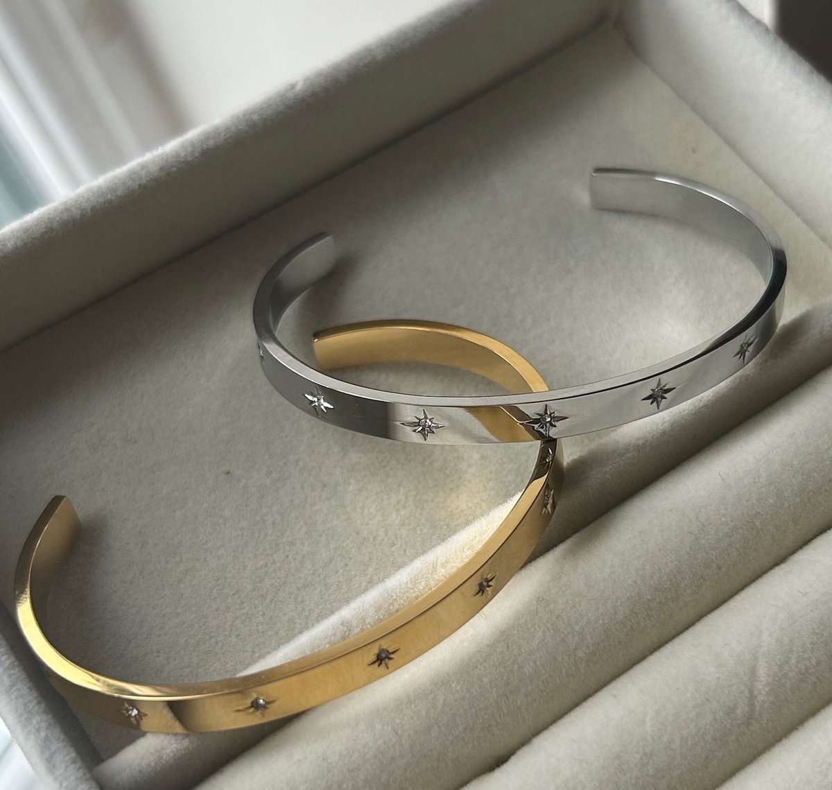 Image of TARA Bangles 