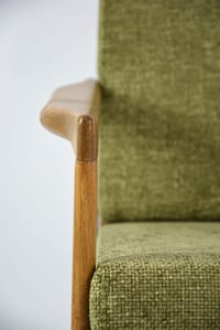 Image 5 of Fauteuil BZ chiné olive