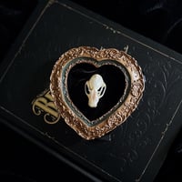 Bat Skull - Vintage Heart Frame - Black Velvet