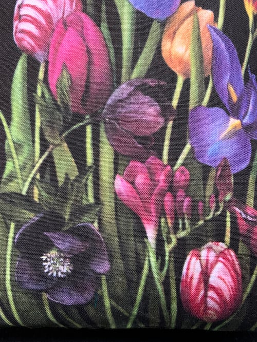 Image of Linen Floral Cushion