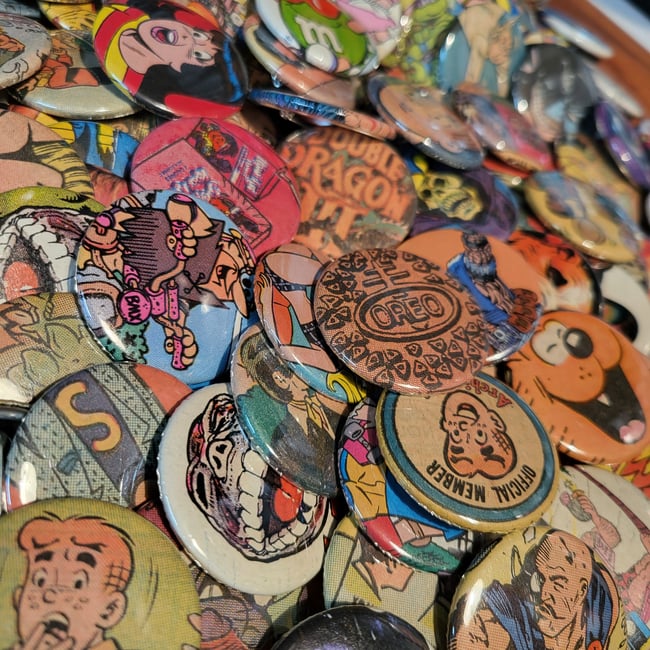 BUTTON MYSTERY BAGS