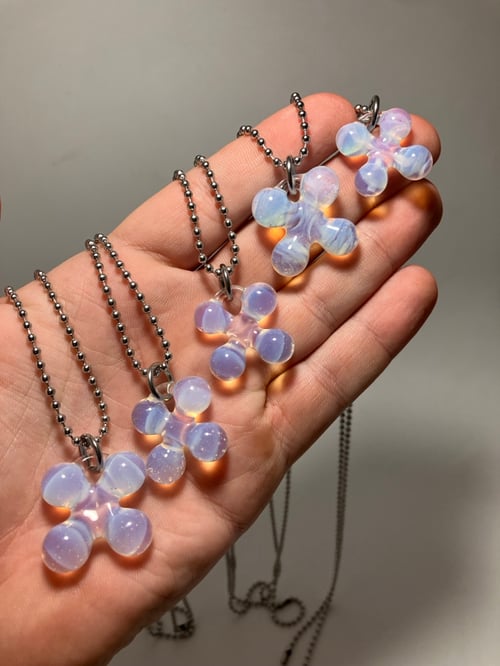 Image of opaline clovers