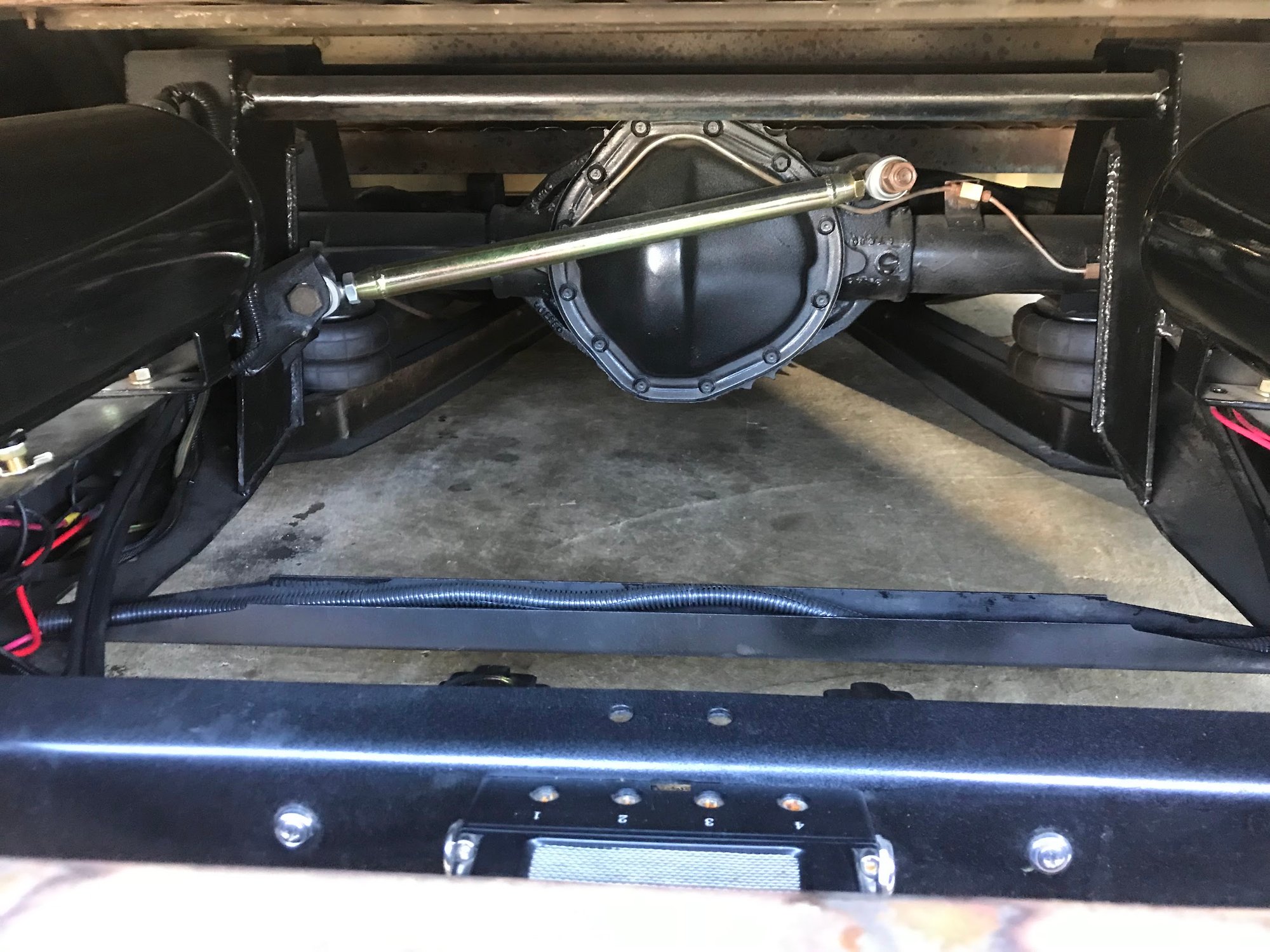 DTC Series 8 Piece 63-72 C10 Step Notch | velaworks