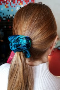 Image 3 of Let autumn fall on me scrunchie 8