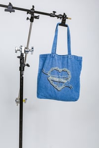 Image 3 of Loves Cruise tote