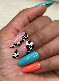 Image 5 of Poppy Pop  Press On Nails