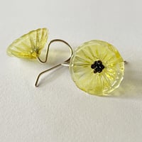 Image 4 of Lemon Daisy Earrings
