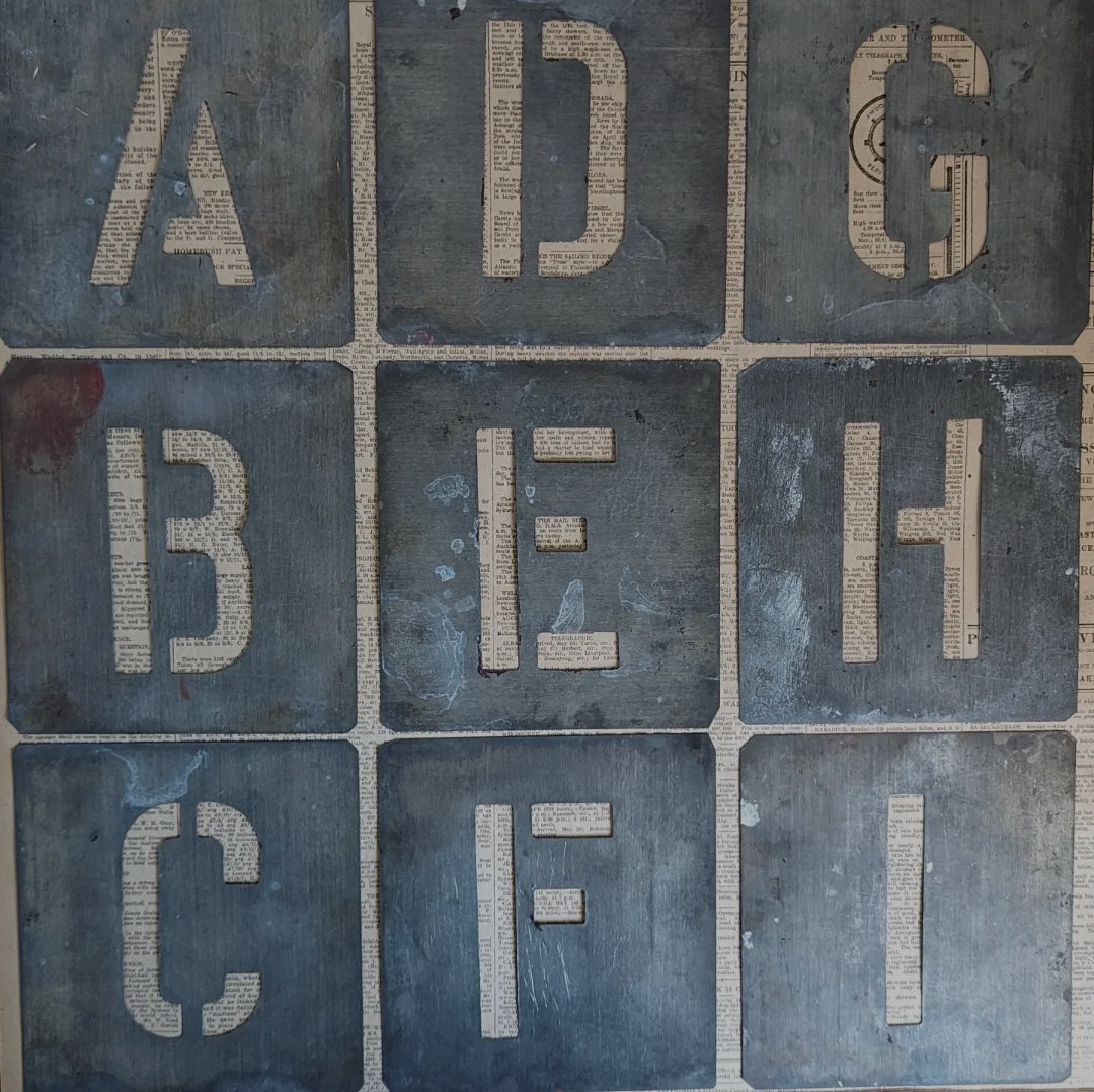 Image of Farm stencil box