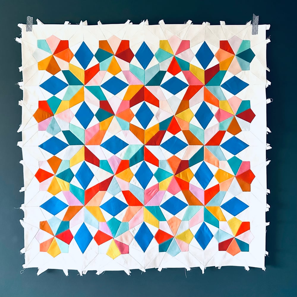 Image of Atelier EPP Quilt Templates and Fabric Kit