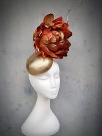 Image 3 of Button Bloom in gold autumn