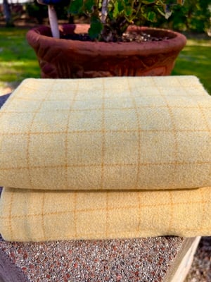 Image of Irish Butter Cream 100% Mill Dyed Wool 