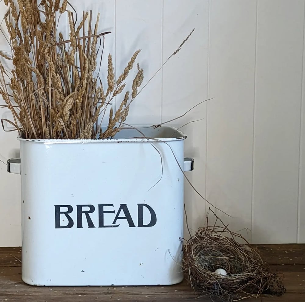 Image of Enamel bread tin