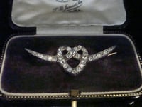 Image 1 of LARGE EDWARDIAN 18CT SILVER OLD CUT DIAMOND 1.10CT HEART BROOCH IN FITTED BOX