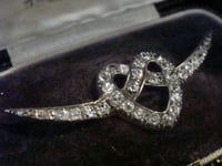 Image 2 of LARGE EDWARDIAN 18CT SILVER OLD CUT DIAMOND 1.10CT HEART BROOCH IN FITTED BOX