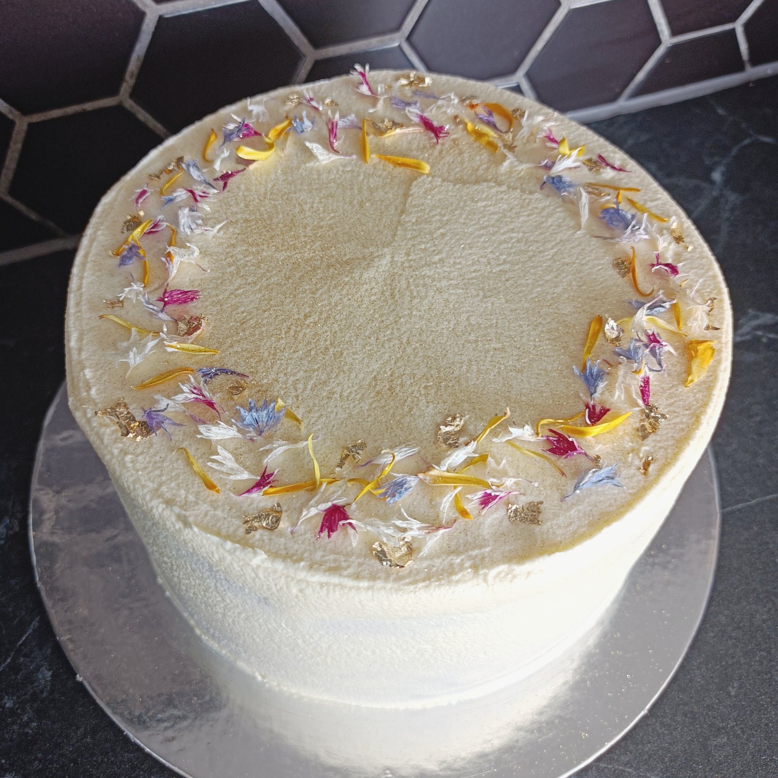 Beautiful simple elegant modern easy pink blush cake cakes dessert idea  ideas inspiration tutorial poppy flower flora… | Pretty birthday cakes,  Pretty dessert, Cake