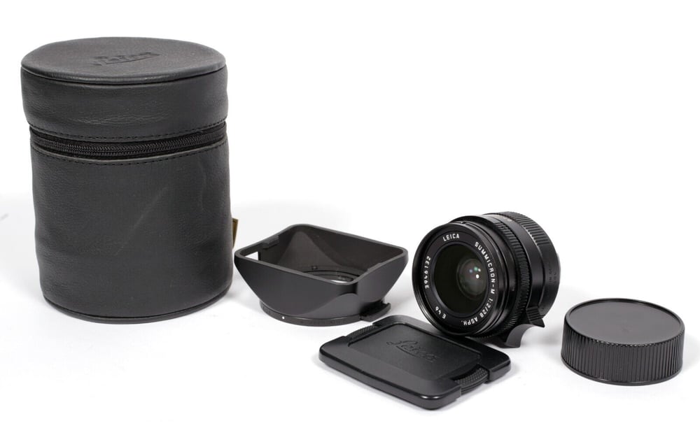 Image of Leica Leitz  Summicron M 28mm F2 lens ASPH E46 with shade and cap + case #9637
