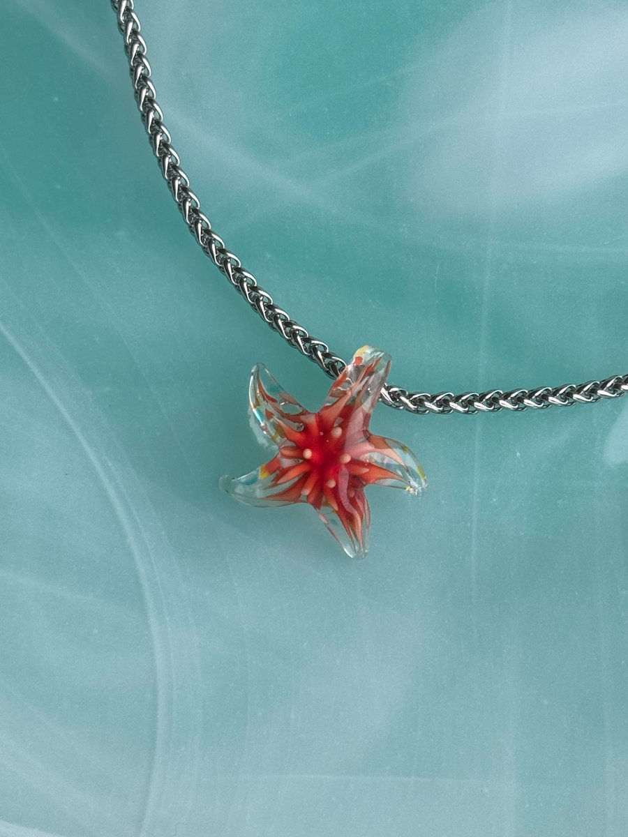 Image of FROZEN STAR NECKLACE