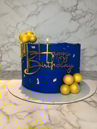 Image 1 of 8 Inch Cakes