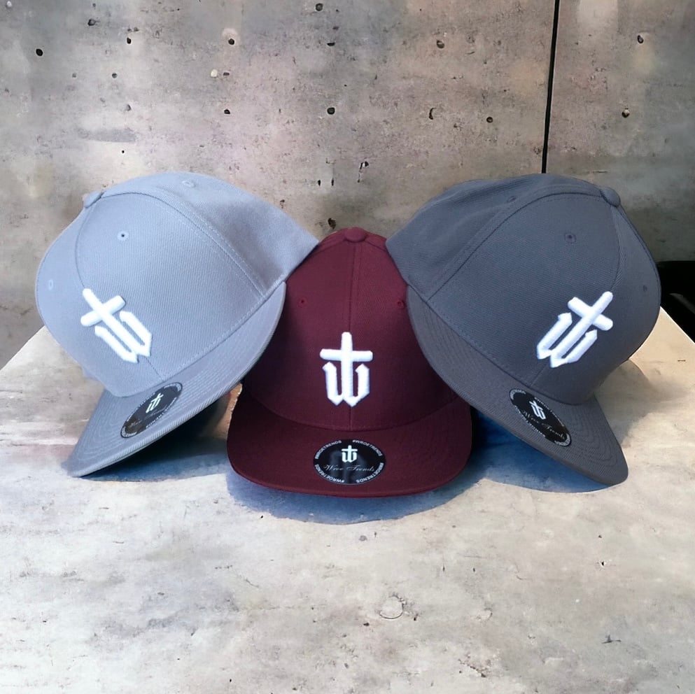Image of FLAT PEAK SNAPS • VARIOUS COLOURS