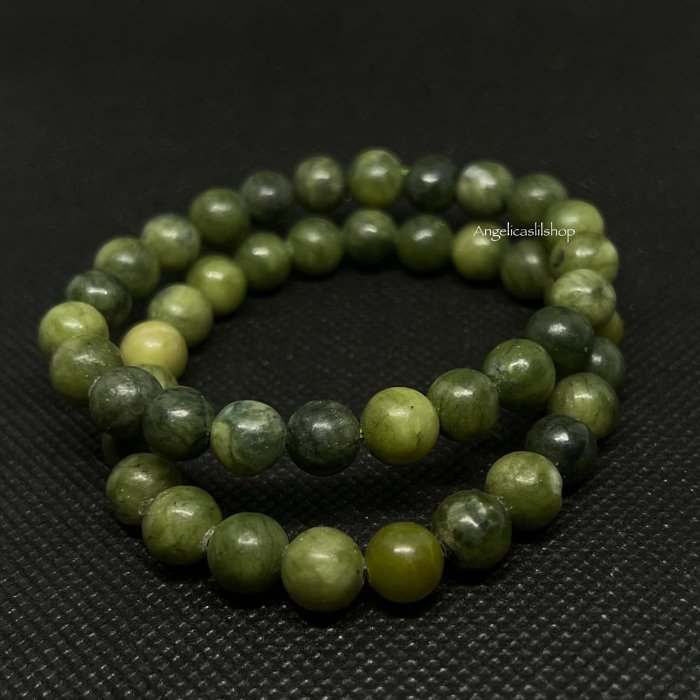 Green Jade Bracelet (8MM)