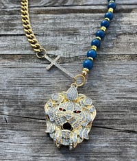 Image 1 of Behold the Cross de Lion