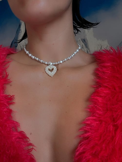 Image of COME CLOSER NECKLACE