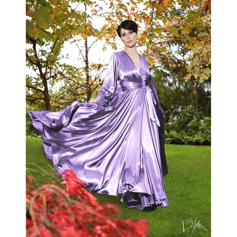 Dusty Lavender Button-cuffed "Beverly" Dressing Gown Size XS