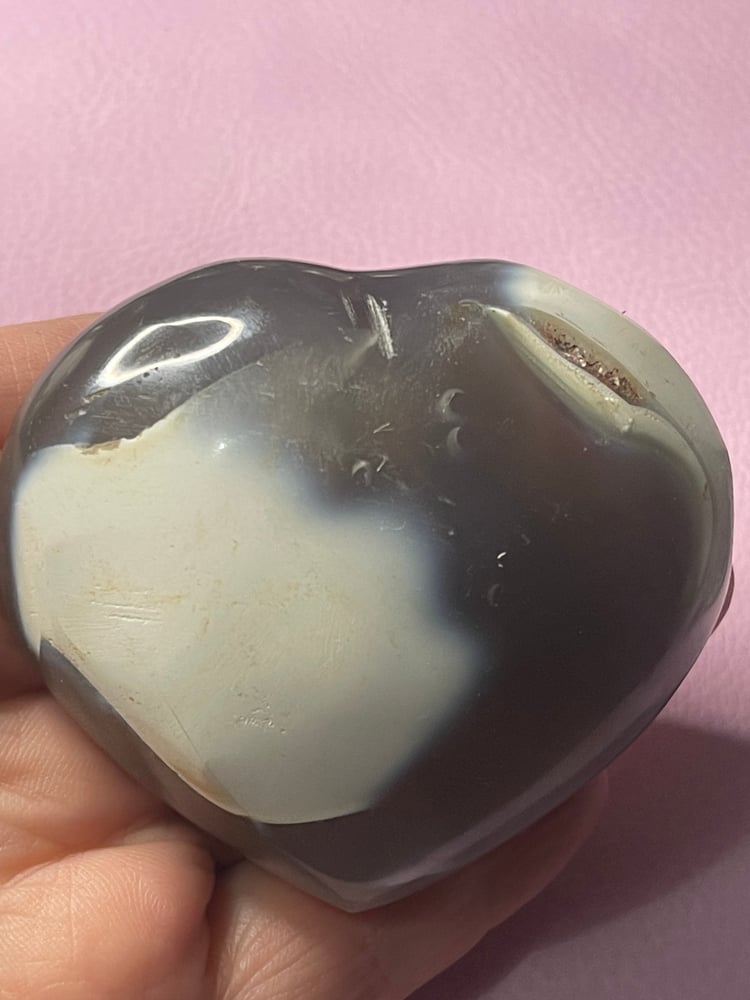 Image of Orca agate heart 