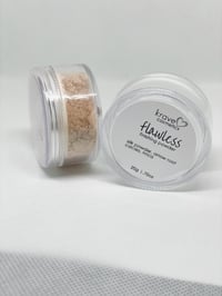 Image 1 of flawless: Silk Finishing Powder