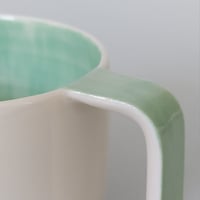 Image 4 of Short mug - twotone design