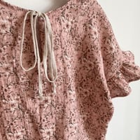 Image 3 of Jonna Blouse-rose flowers