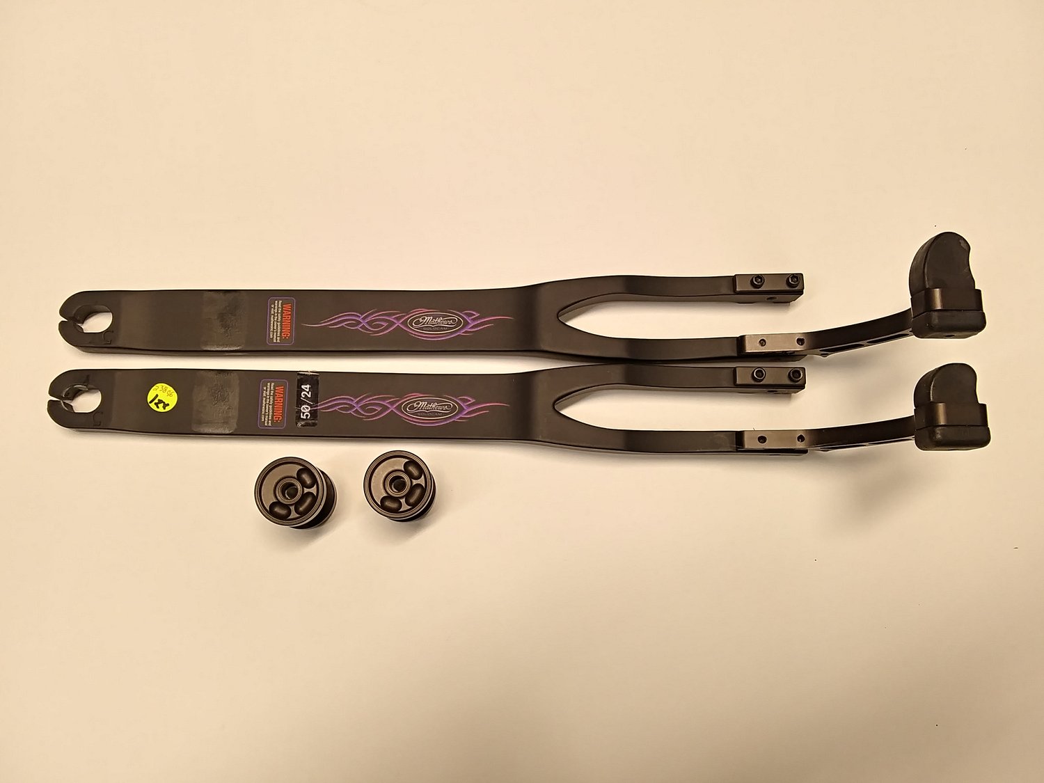 Image of Mathews Jewel 50lb Limbs 