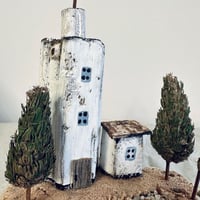 Image 2 of Sea island