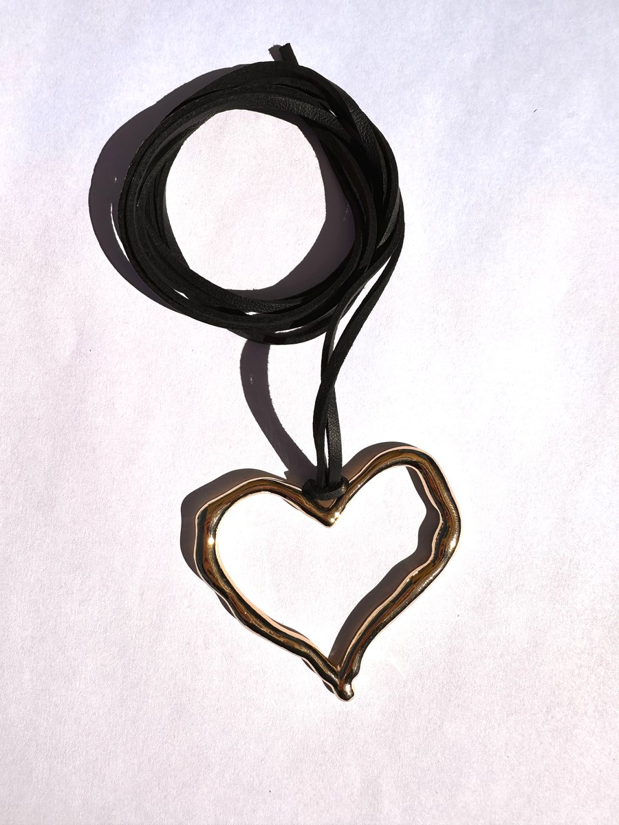 Image of Gold Colored Heart Pendant 