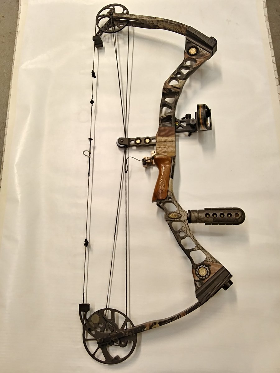 Image of Mathews Switch Back Compound Bow LH 29'' Draw Length