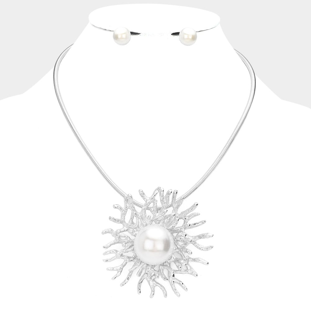 Image of Pearl Abstract Necklace