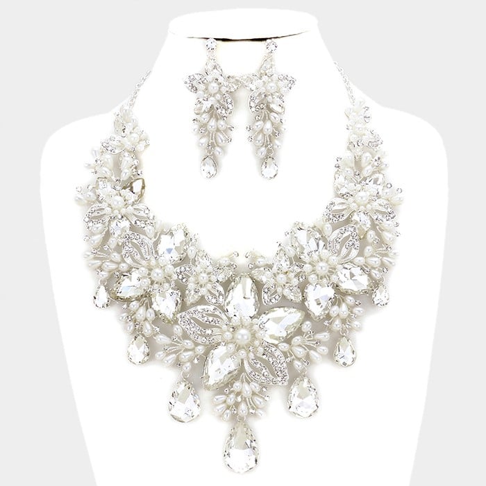 Image of Crystal and Pearl Necklace Ser