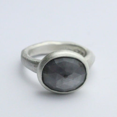 Image of Darker grey sapphire ring 3