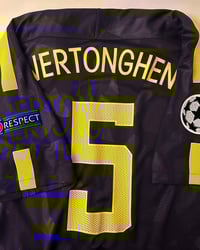 Image 1 of Tottenham Hotspur "VERTONGHEN 5" 2017/18 Third + UCL patches (XL)