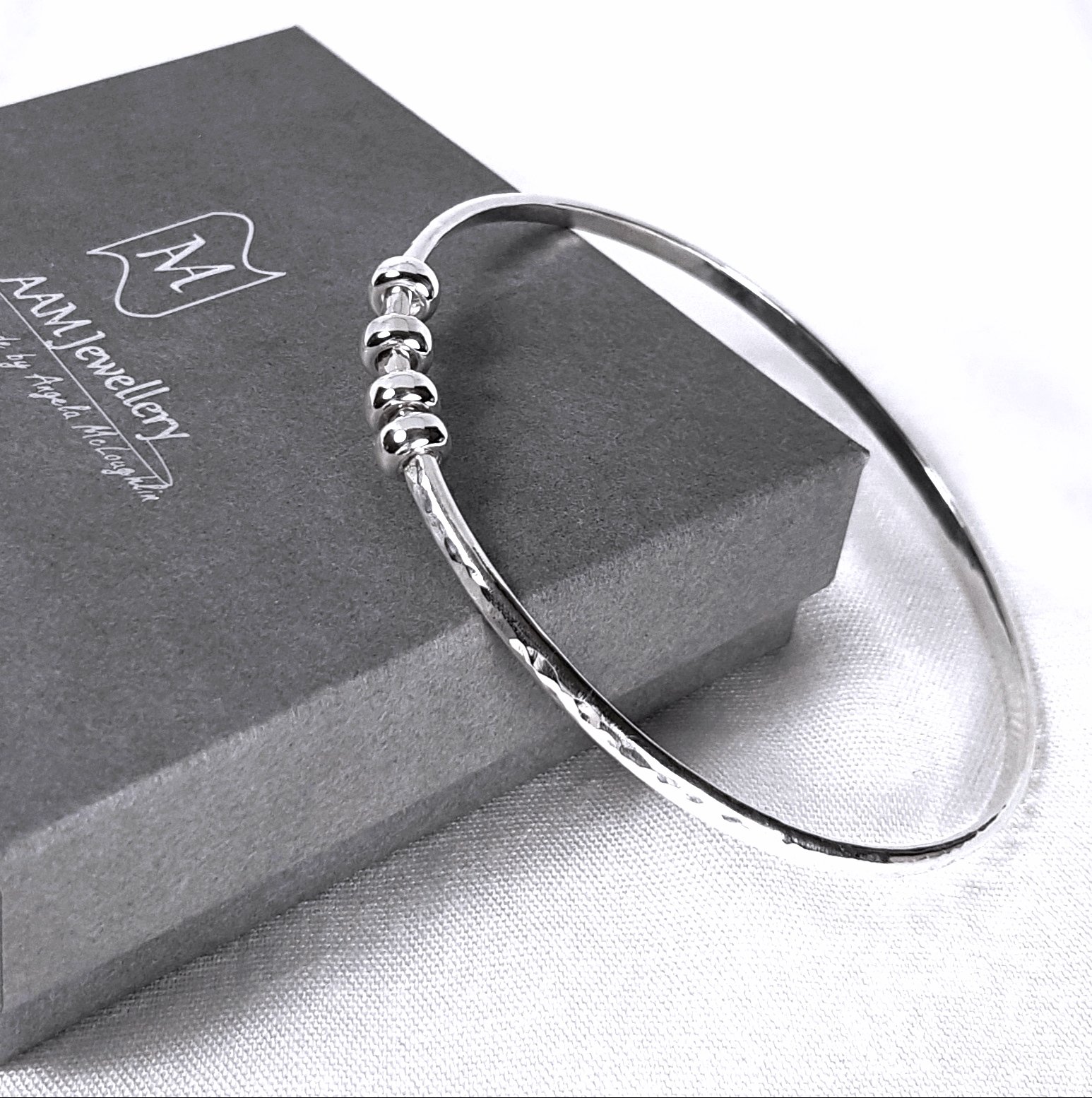 Silver bangles clearance design for women