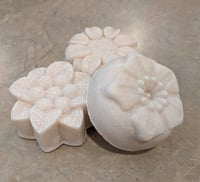 Image 2 of Floral Himalayan Salt Soap