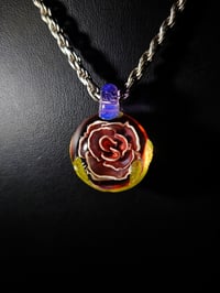 Image 2 of Uv mini rose pendant with sculpted leafs and pink slyme bale