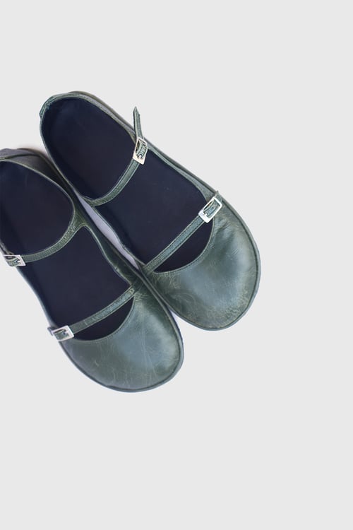 Image of Margot strappy flats in Green