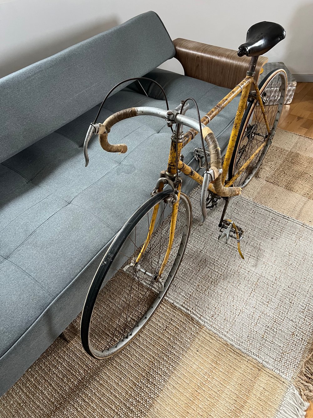 Description: "L'Auto" bike used in the Tour de France between 1930 and 1939